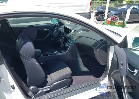 2012 Hyundai Genesis 2.0T z USA, uszkodzony, nr VIN KMHHT6KD0CU077036